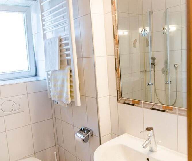 호텔 Herrenschenke Café Eiring