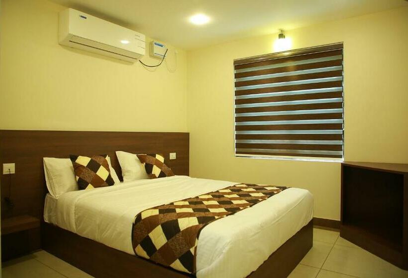 ホテル Kalathil Tourist Home
