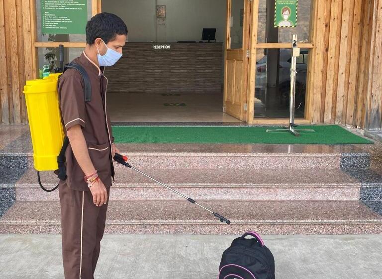 酒店 Le Roi Floating Huts & Eco Rooms Tehri