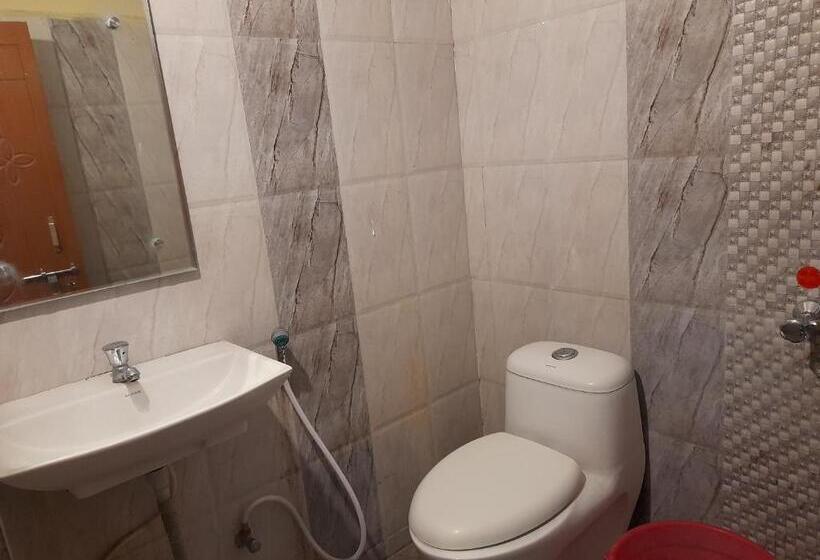 هتل Maruthi Residency Inn L B Nagar