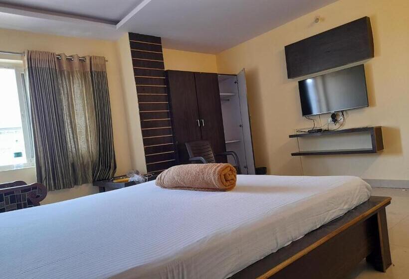 هتل Maruthi Residency Inn L B Nagar