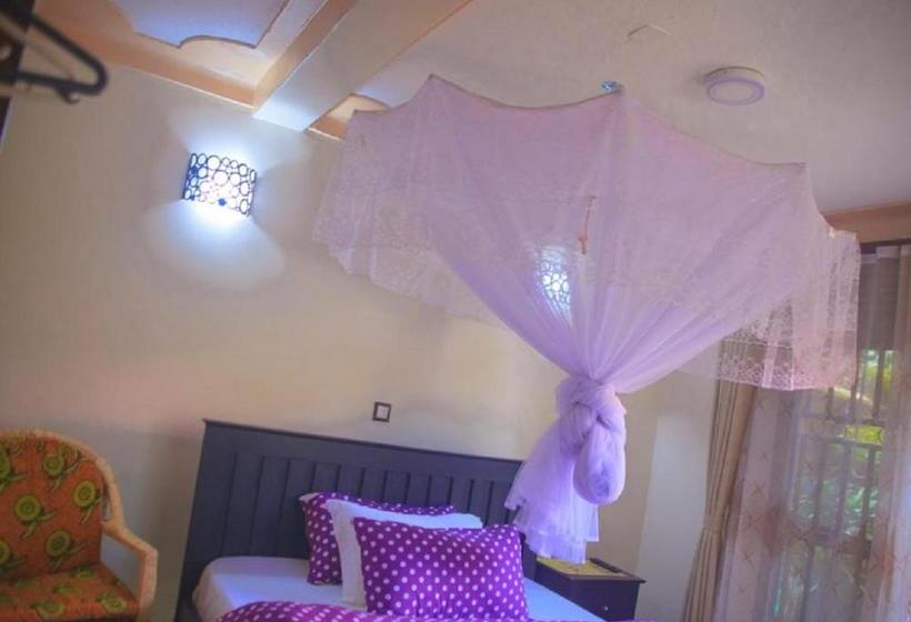 هتل Montane Safaris