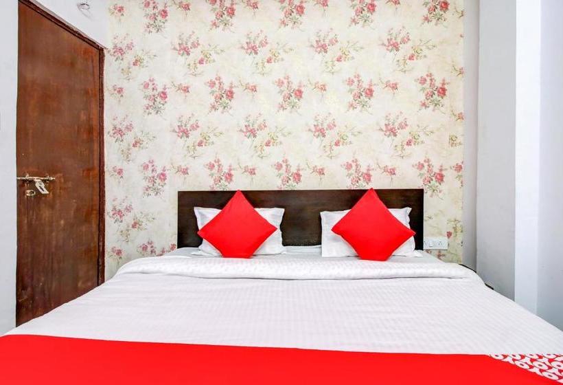 בית מלון כפרי Oyo Bho576 Comfort Paradise