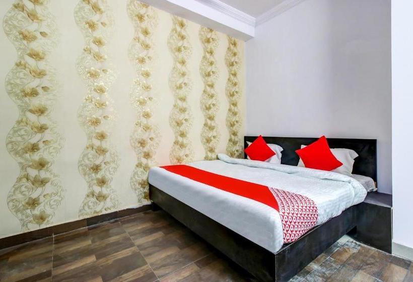 בית מלון כפרי Oyo Bho576 Comfort Paradise