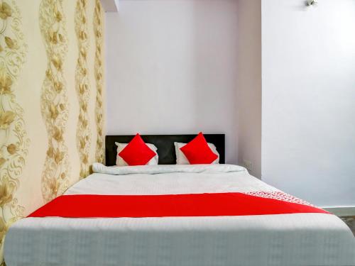 בית מלון כפרי Oyo Bho576 Comfort Paradise