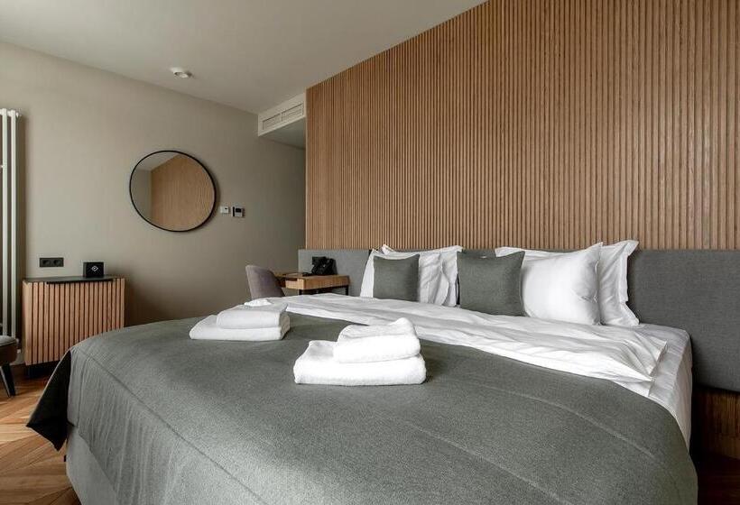 هتل Potocki Boutique