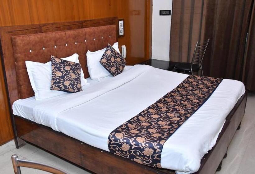 酒店 Rajat Residency Bijnor