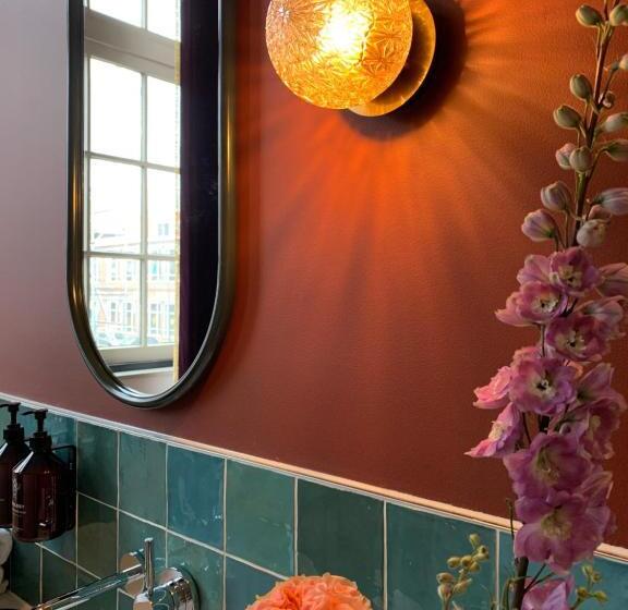 בית מלון כפרי Relais & Chateaux Weeshuis Gouda