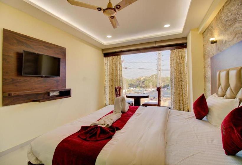 Hotel Samaira Residency,dombivali