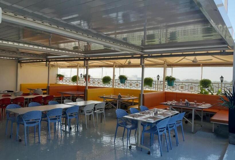 The Grand Piano   Best Business Hotel In Patan