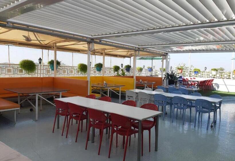 The Grand Piano   Best Business Hotel In Patan