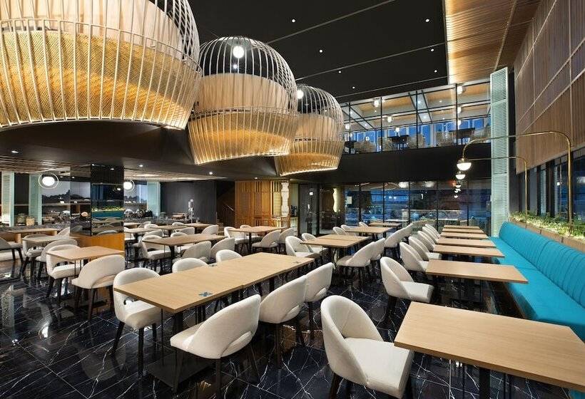 The Manohara Hotel Yogyakarta