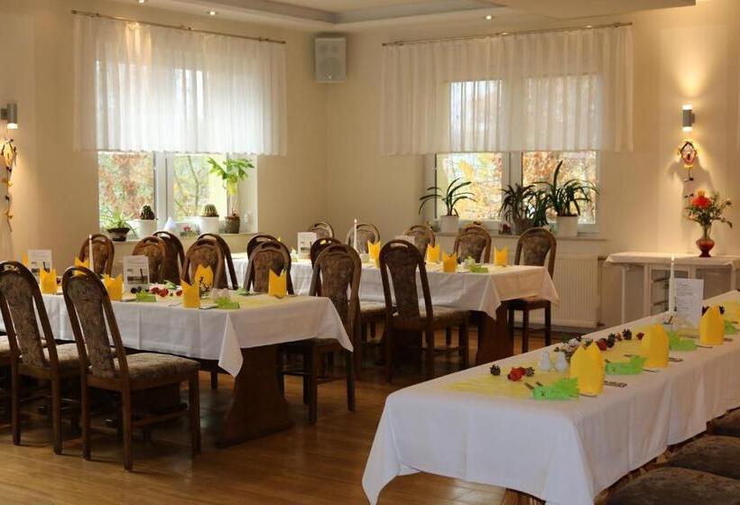 Отель Und Restaurant Karpfenschänke