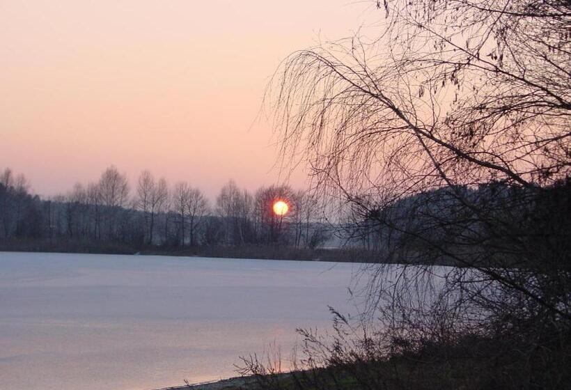 Отель Und Restaurant Karpfenschänke