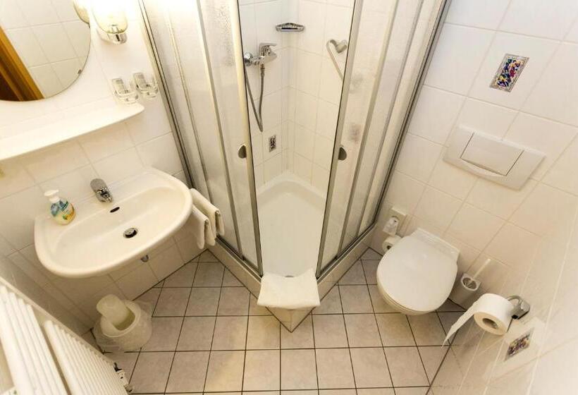 בית מלון כפרי Und Restaurant Karpfenschänke