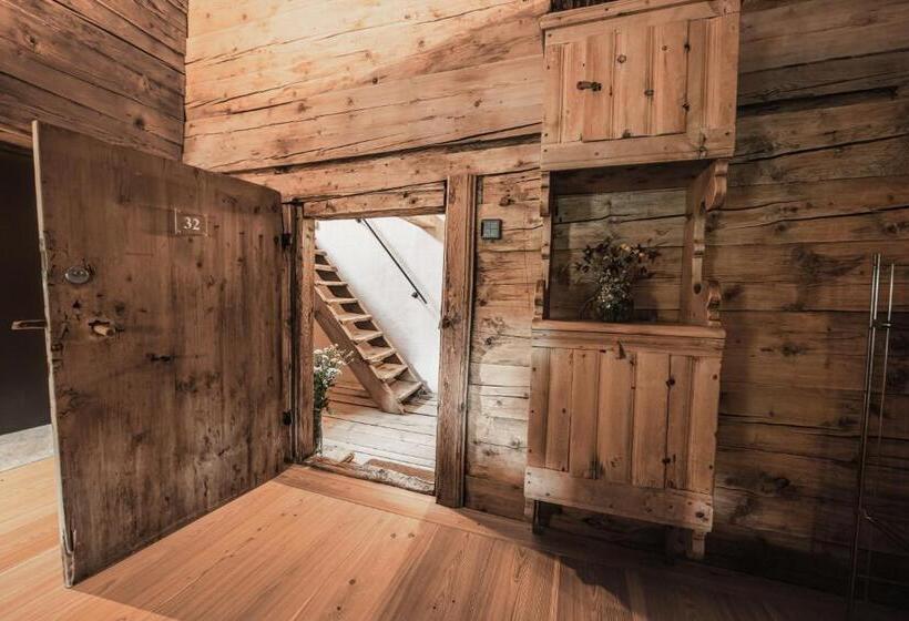 בית מלון כפרי Weiss Kreuz