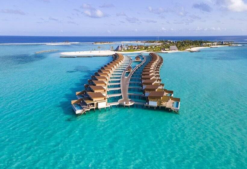 استراحتگاه Kuda Villingili Maldives