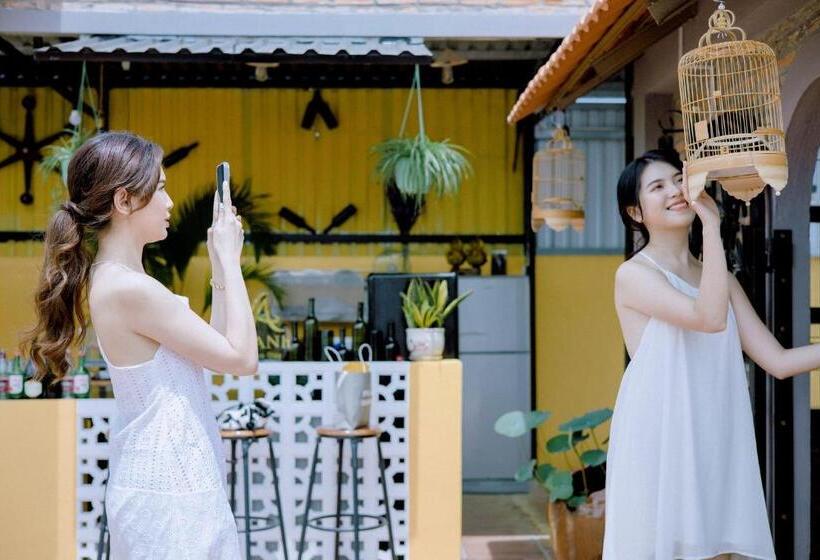 La  Anh Boutique Stay