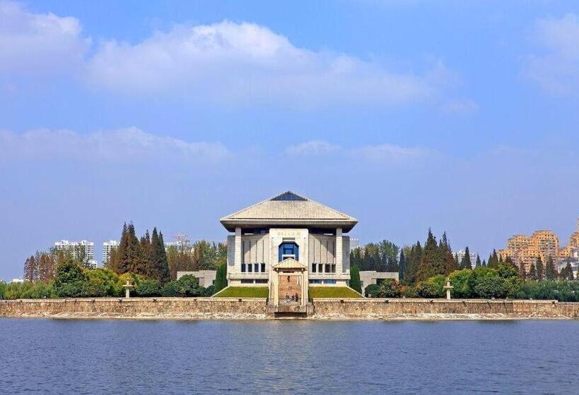 Lavande Hotel Huai An Zhou Enlai Former Residence Branch