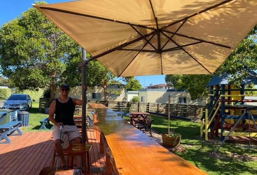 Marlo Caravan Park & Motel
