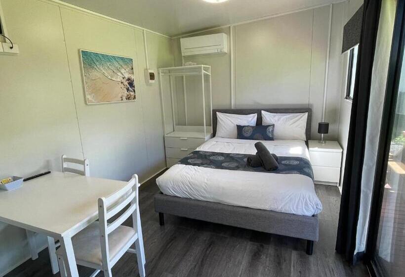 Marlo Caravan Park & Motel