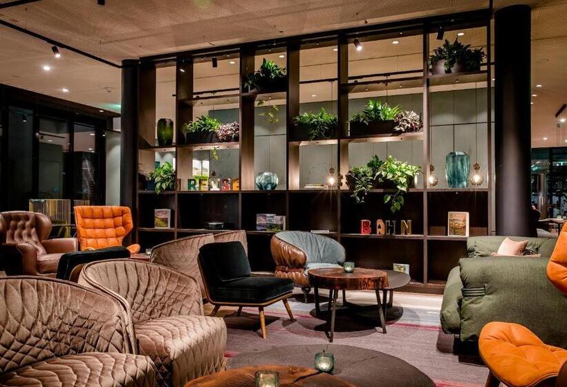 Motel One Stuttgart Hauptbahnhof