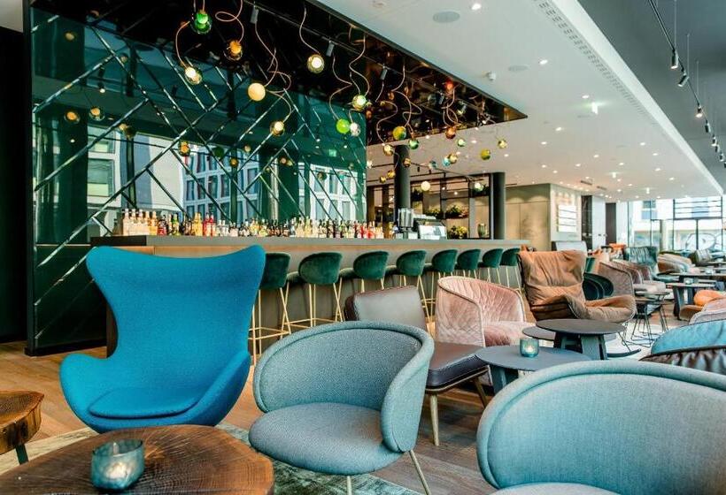 Motel One Stuttgart Hauptbahnhof