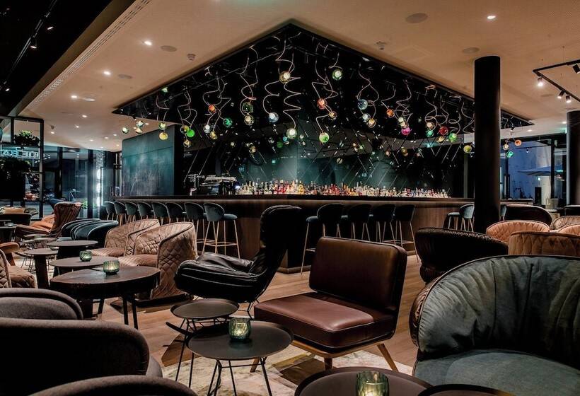 Motel One Stuttgart Hauptbahnhof