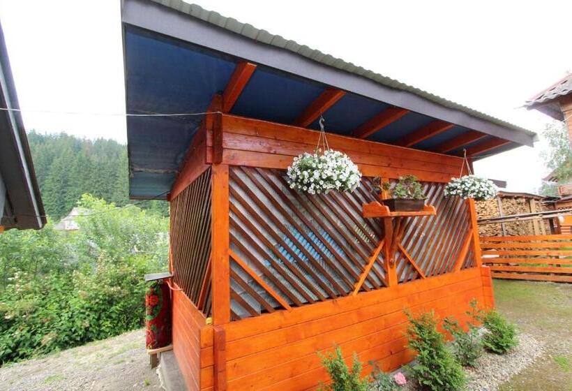 پانسیون садиба у валентини