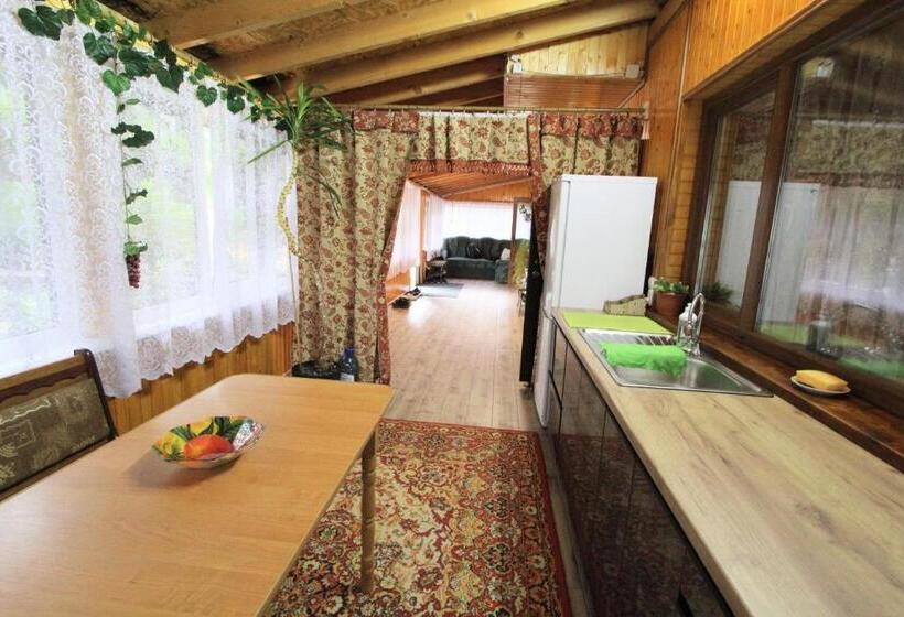 پانسیون садиба у валентини