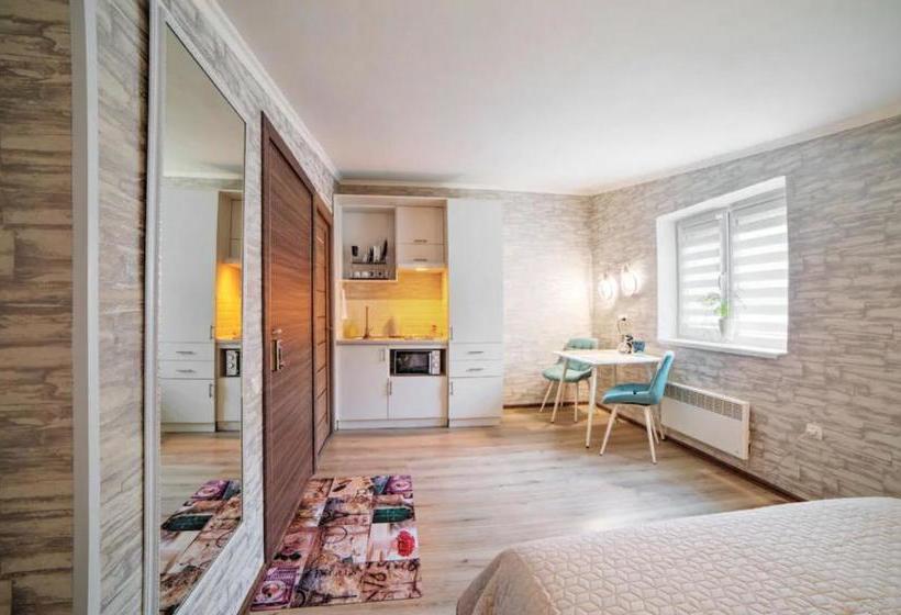 Pension затишні апартаменти Bed&bike