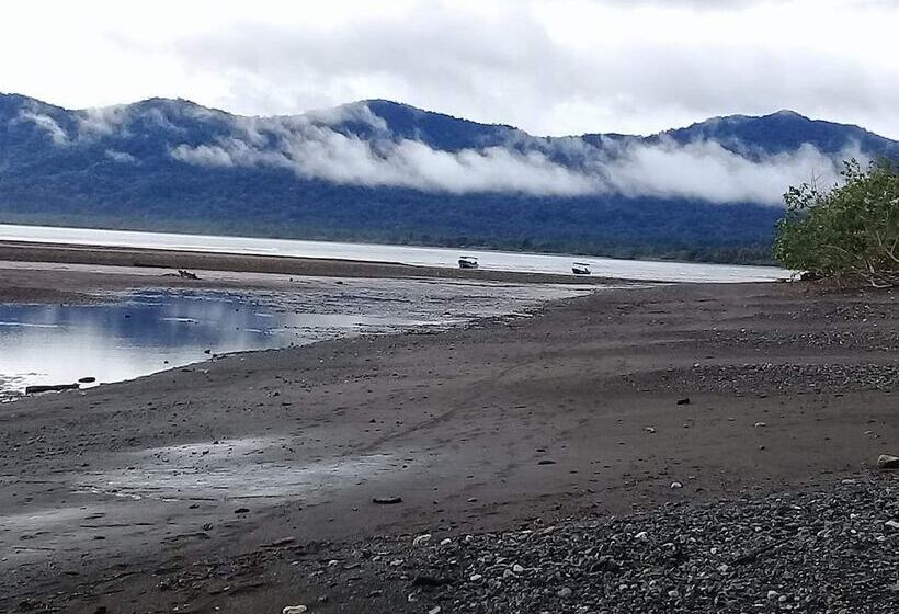 بنسيون Bellavista Beach In Jovi