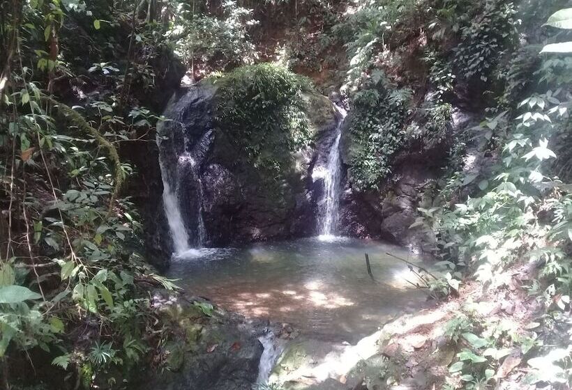 بنسيون Bellavista Beach In Jovi