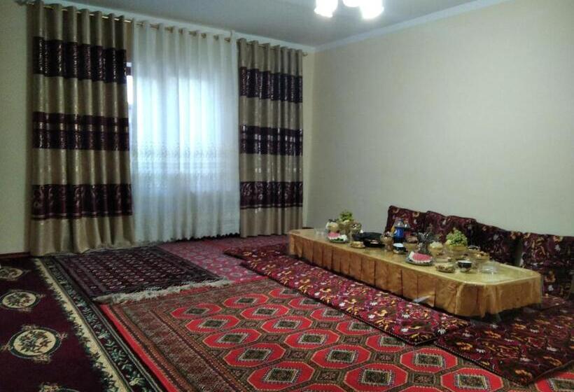 ペンション Guest House Art Postindoz