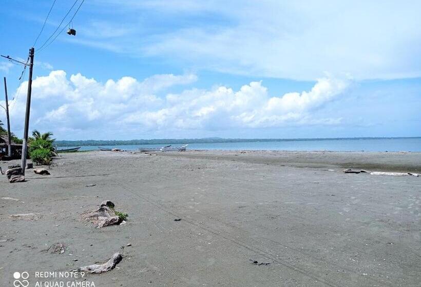 پانسیون Hostal Belleza Tropical