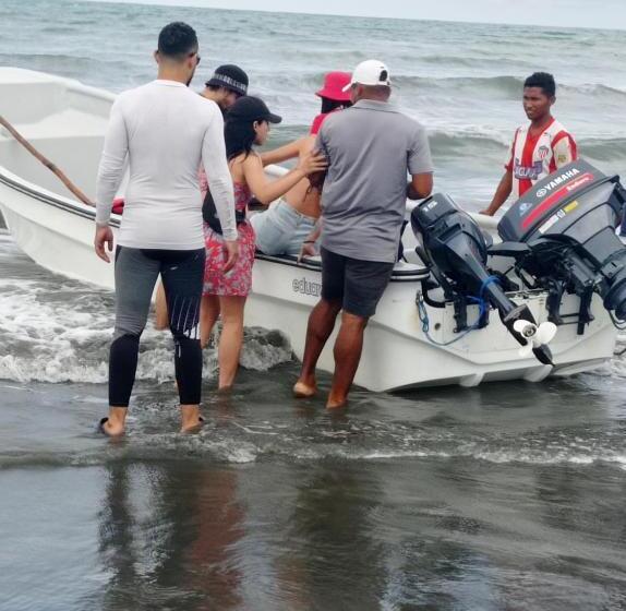 Пансион Hostal Belleza Tropical