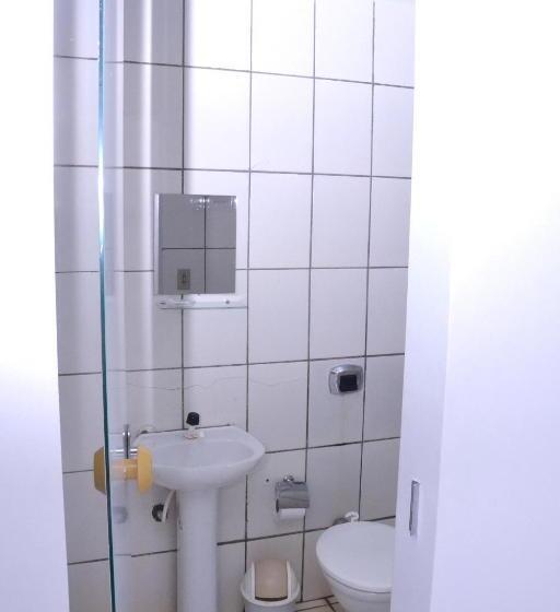 פנסיון Pousada Universal