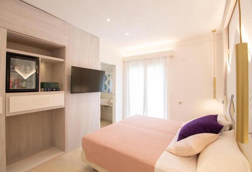 بنسيون Tabernabè