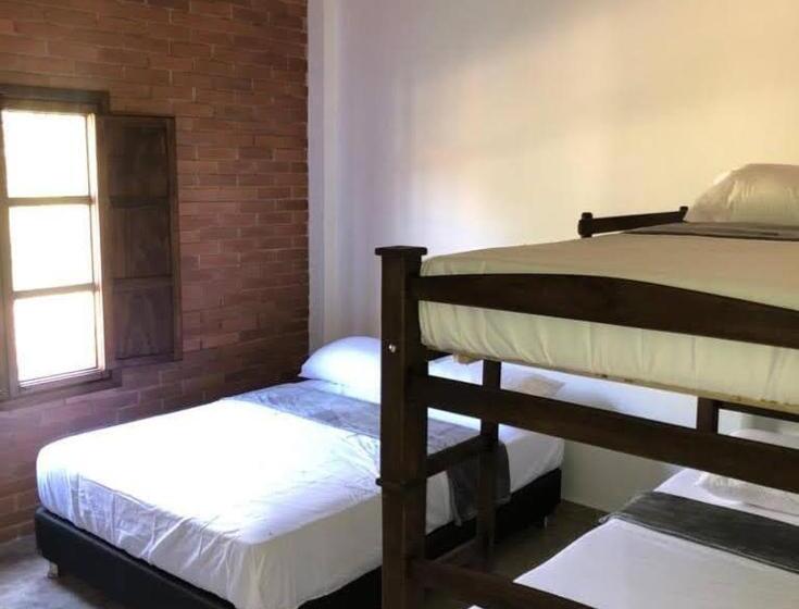 بنسيون Villa Paulina