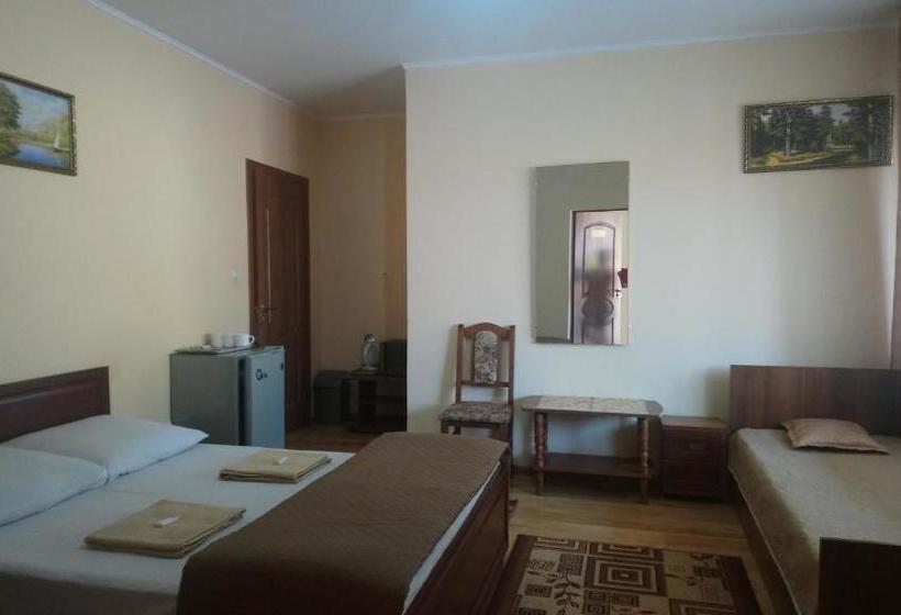 ユースホステル садиба у яноша