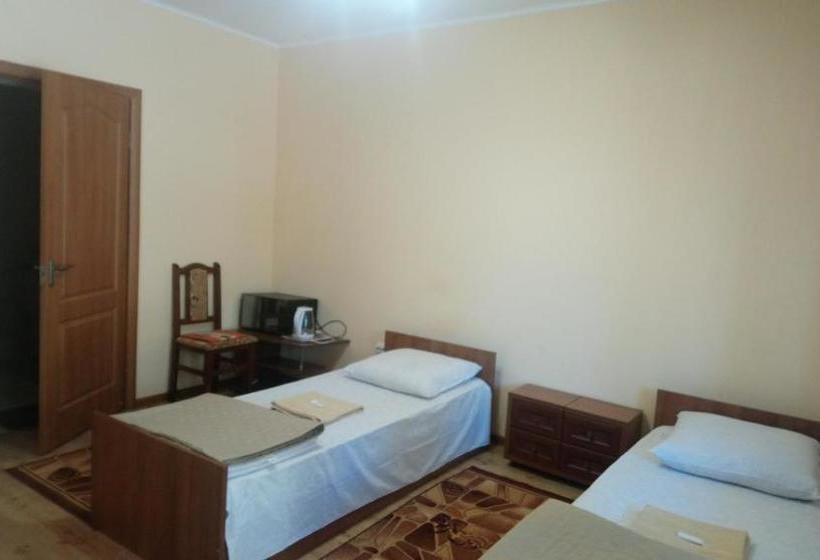 ユースホステル садиба у яноша