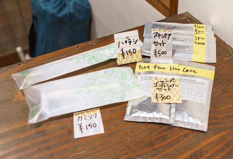 Общежитие ゲストハウス さんかくワサビ Guest House Sankaku Wasabi