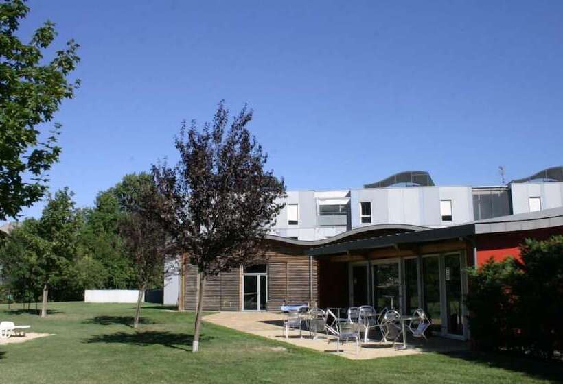 호스텔 Auberge De Jeunesse Hi Grenoble