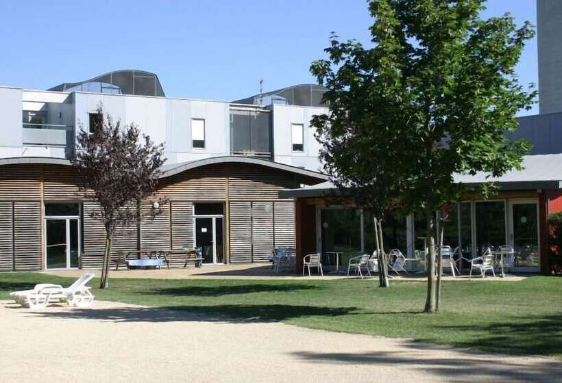 호스텔 Auberge De Jeunesse Hi Grenoble