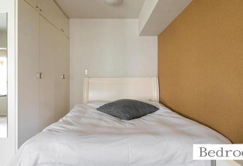 Aparthotel Status59 With Parking