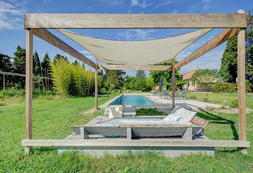 مبيت وإفطار Mas D'auseu