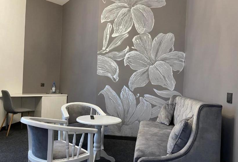 هتل готельно рестораний комплекс Silver