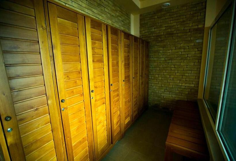 호텔 карпаты