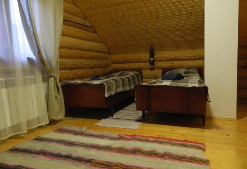 Hotel шовкова косиця