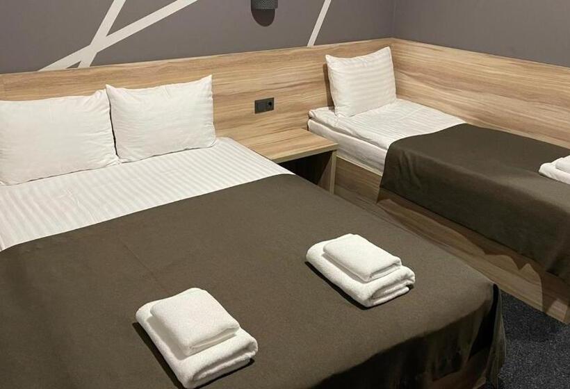 هتل готельно рестораний комплекс Silver